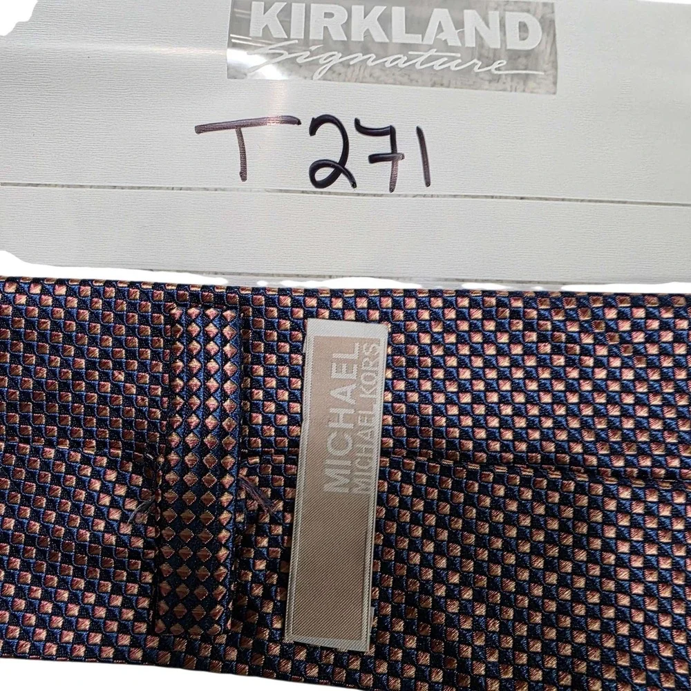 MICHAEL KORS Silk Tie Men Polka Dot Pattern Necktie Navy Pink Dress Preppy Style